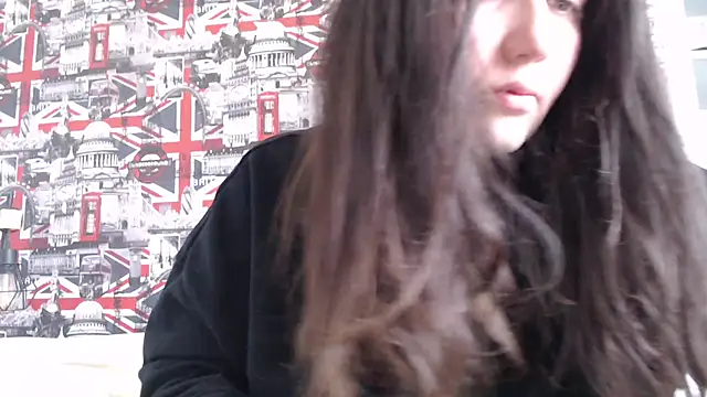 Lynylou online show from 24, 3, 2026