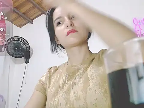 tifany19  online show from 13, 9, 2025