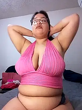 Snapshot of Angiee2001 chatting on 6, 2, 2025 Angiee2001 online show from 6, 2, 2025