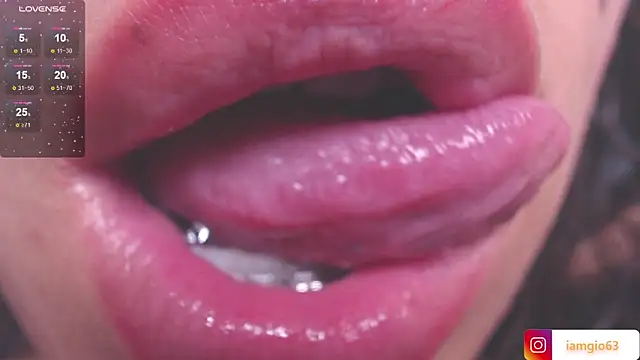 Snapshot of Georgina_1t chatting on 28, 2, 2025 Georgina 1t online show from 28, 2, 2025