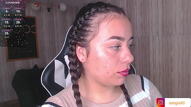 Snapshot of Georgina_1t chatting on 8, 3, 2025 Georgina 1t online show from 8, 3, 2025