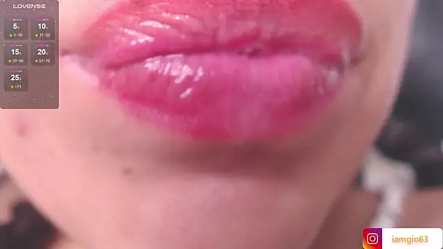 Snapshot of Georgina_1t chatting on 8, 3, 2025 Georgina 1t online show from 8, 3, 2025