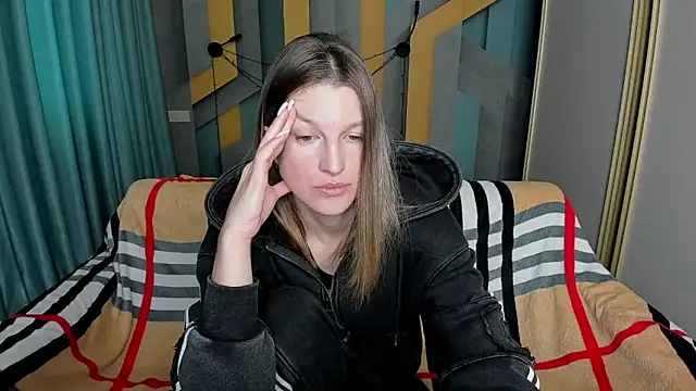 EmilyWalkeri online show from 9, 11, 2025