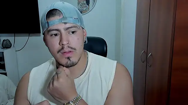 Snapshot of Baltazar_Dupont chatting on 7, 5, 2026 Baltazar Dupont online show from 7, 5, 2026