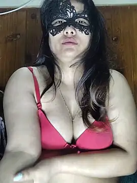 Snapshot of Cutehornycouples chatting on 8, 6, 2026 Cutehornycouples online show from 8, 6, 2026