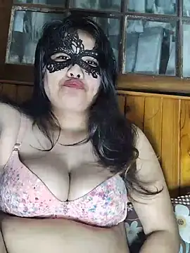 Snapshot of Cutehornycouples chatting on 24, 7, 2026 Cutehornycouples online show from 24, 7, 2026