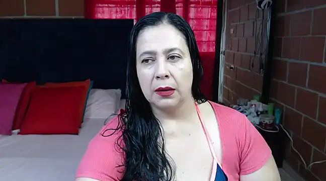 Snapshot of karlaton1977 chatting on 14, 2, 2025 karlaton1977 online show from 14, 2, 2025