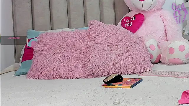 Queen Antonella Oficial online show from 24, 10, 2025