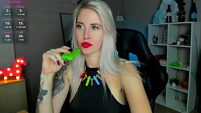 Mermaid N online show from 18, 11, 2025