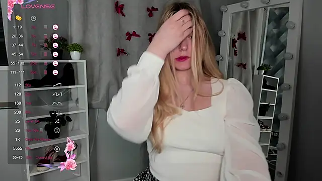 Rebecca Kelly online show from 14, 3, 2025