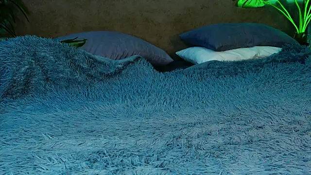 Liv Fay online show from 20, 3, 2025