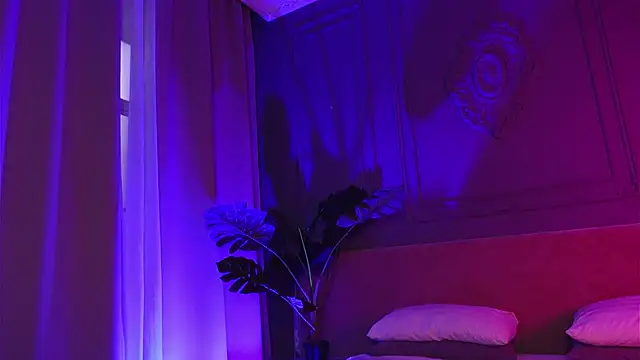 Liv Fay online show from 22, 11, 2025