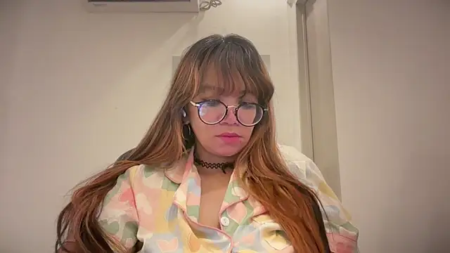 Pinkyrose111 online show from 5, 5, 2026