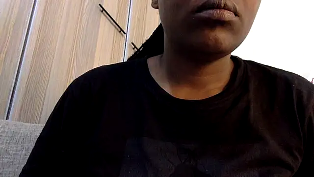 Snapshot of creamyjuices01 chatting on 19, 7, 2026 creamyjuices01 online show from 19, 7, 2026