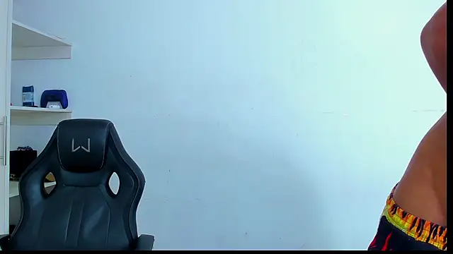 dominic smith  online show from 23, 12, 2024