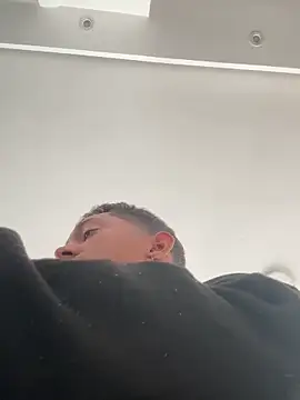 dominic smith  online show from 13, 2, 2025