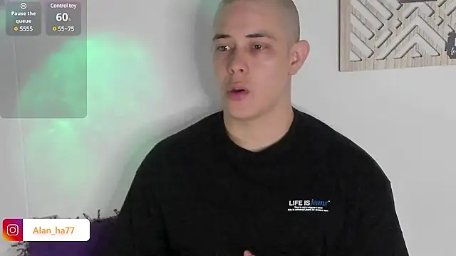 Snapshot of Alan_hadid1 chatting on 2, 12, 2024 Alan hadid1 online show from 2, 12, 2024