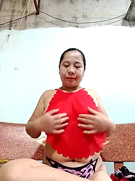 Queen 18200 online show from 20, 10, 2025