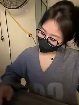 Snapshot of Jenni_nana chatting on 11, 12, 2024 Jenni nana online show from 11, 12, 2024