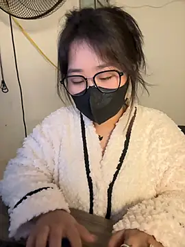 Snapshot of Jenni_nana chatting on 17, 12, 2024 Jenni nana online show from 17, 12, 2024