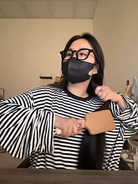 Snapshot of Jenni_nana chatting on 6, 10, 2025 Jenni nana online show from 6, 10, 2025