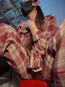 Snapshot of Tina_995 chatting on 11, 3, 2025 Tina 995 online show from 11, 3, 2025