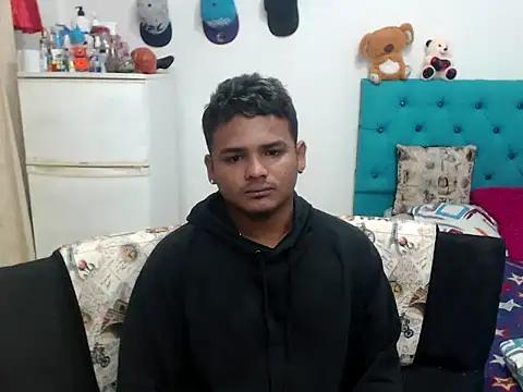 Snapshot of Boycuriousxxx chatting on 24, 2, 2025 Boycuriousxxx online show from 24, 2, 2025