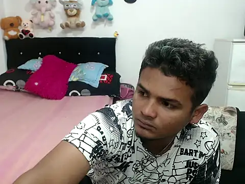 Snapshot of Boycuriousxxx chatting on 2, 3, 2025 Boycuriousxxx online show from 2, 3, 2025