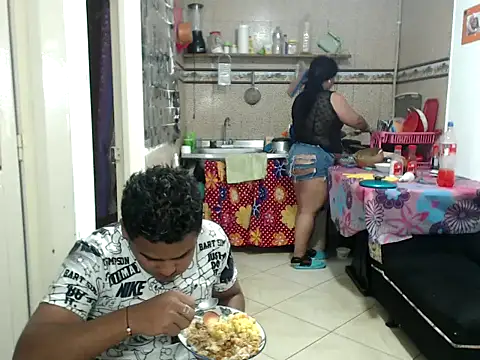 Snapshot of Boycuriousxxx chatting on 5, 3, 2025 Boycuriousxxx online show from 5, 3, 2025