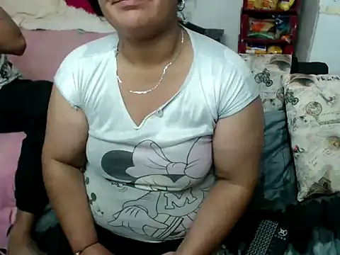 Snapshot of Boycuriousxxx chatting on 6, 3, 2025 Boycuriousxxx online show from 6, 3, 2025