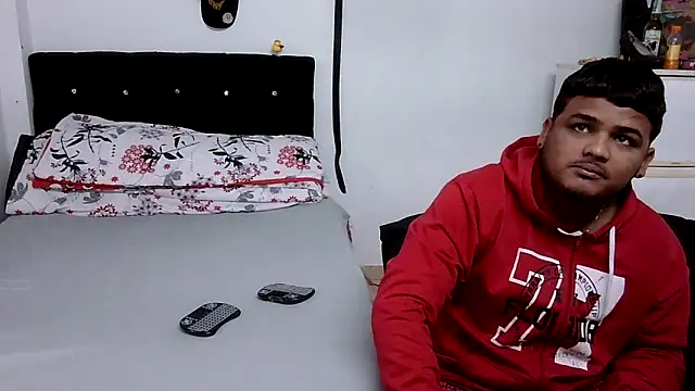 Boycuriousxxx online show from 26, 3, 2026