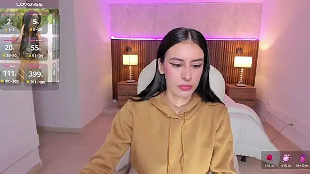 karlaa james online show from 25, 4, 2026