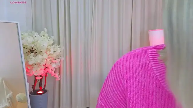 Snapshot of JessRosen chatting on 20, 12, 2025 JessRosen online show from 20, 12, 2025