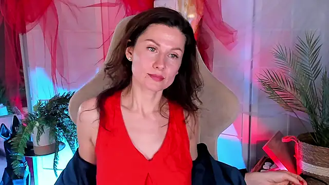 Snapshot of April_o_Nill chatting on 18, 11, 2025 April o Nill online show from 18, 11, 2025