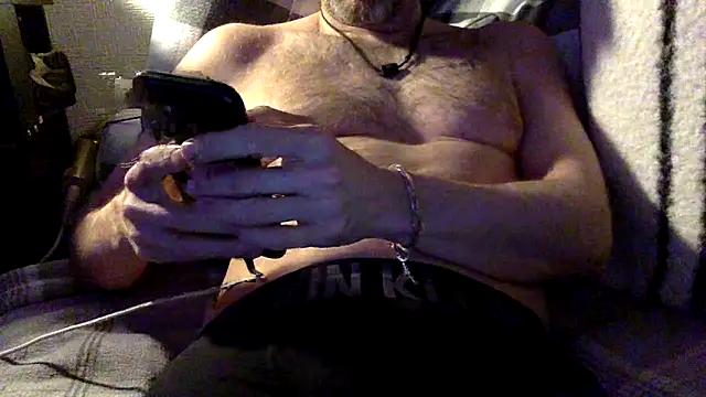 Snapshot of Stardrew123 chatting on 7, 3, 2026 Stardrew123 online show from 7, 3, 2026