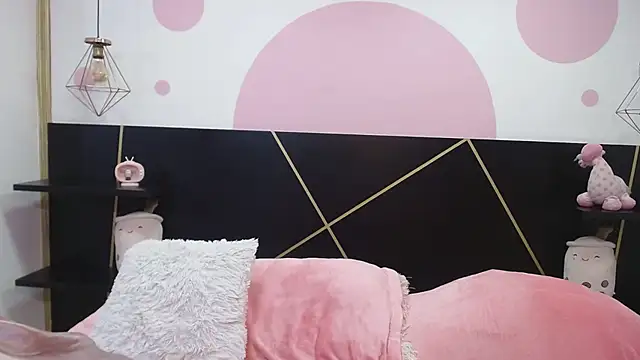 DanniAbbey online show from 8, 2, 2025