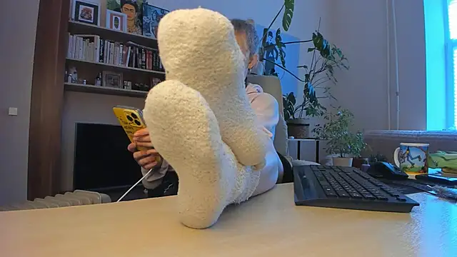 LylithSkye online show from 25, 4, 2026