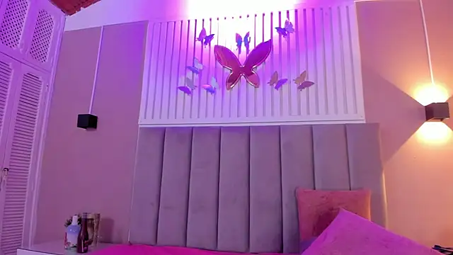 diosa cristal online show from 27, 2, 2025