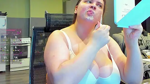 1lindsey1 online show from 28, 9, 2025