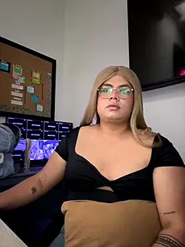 Tom Silver   online show from 12, 11, 2025