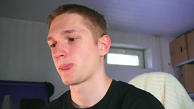 dustyn fox online show from 13, 4, 2026