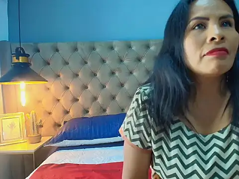 Anthonelaa   online show from 25, 4, 2026