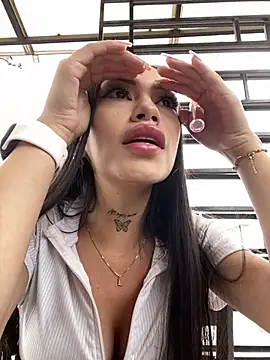 Effy Bonny online show from 7, 2, 2025