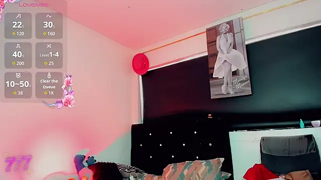 Kendall hornyy online show from 24, 7, 2026