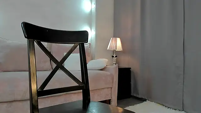 Dearly Emily online show from 16, 3, 2025