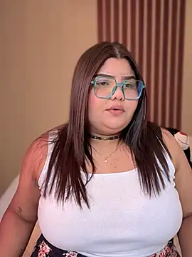  Shara Handal  online show from 13, 3, 2025