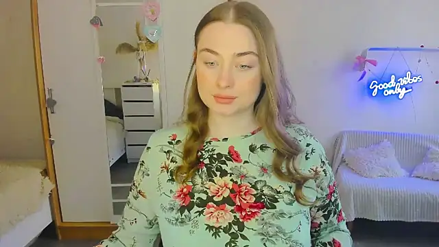 Demure Smile online show from 19, 2, 2025