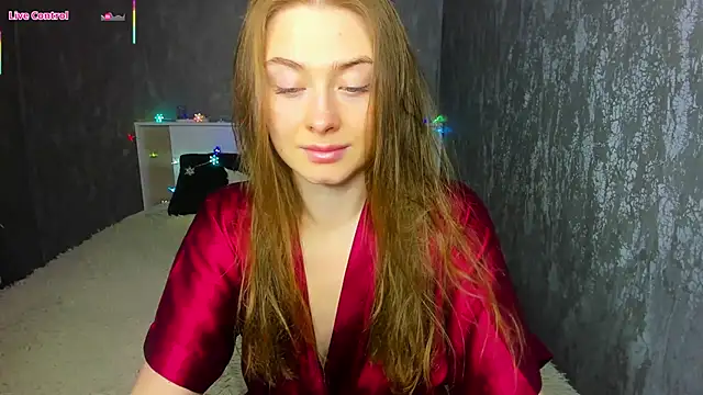 Demure Smile online show from 28, 9, 2025