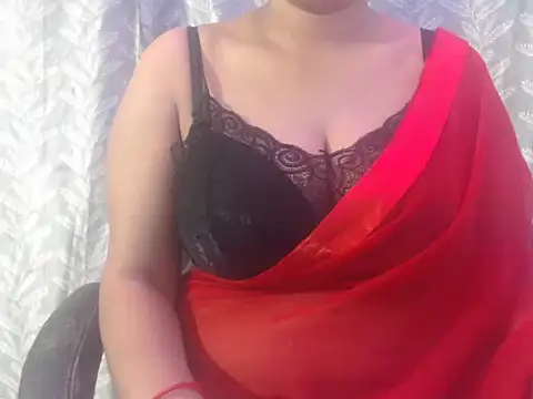 cute-priy online show from 2, 10, 2025