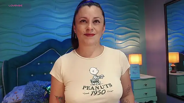 BarbaraTyleer online show from 8, 1, 2025